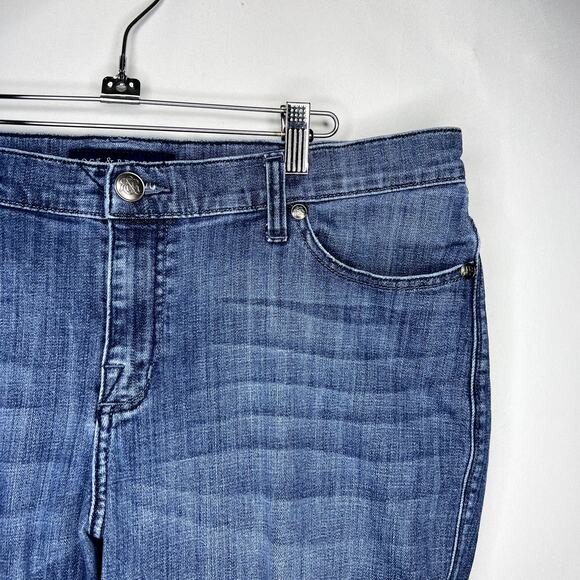 Rock & Republic Berlin Skinny Leg Jean Blue Denim Wash Women's Size 16 - Picture 6 of 13
